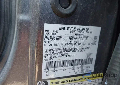 2012 Lincoln Navigator L z USA, uszkodzony, nr VIN 5LMJJ3J57CEL03712